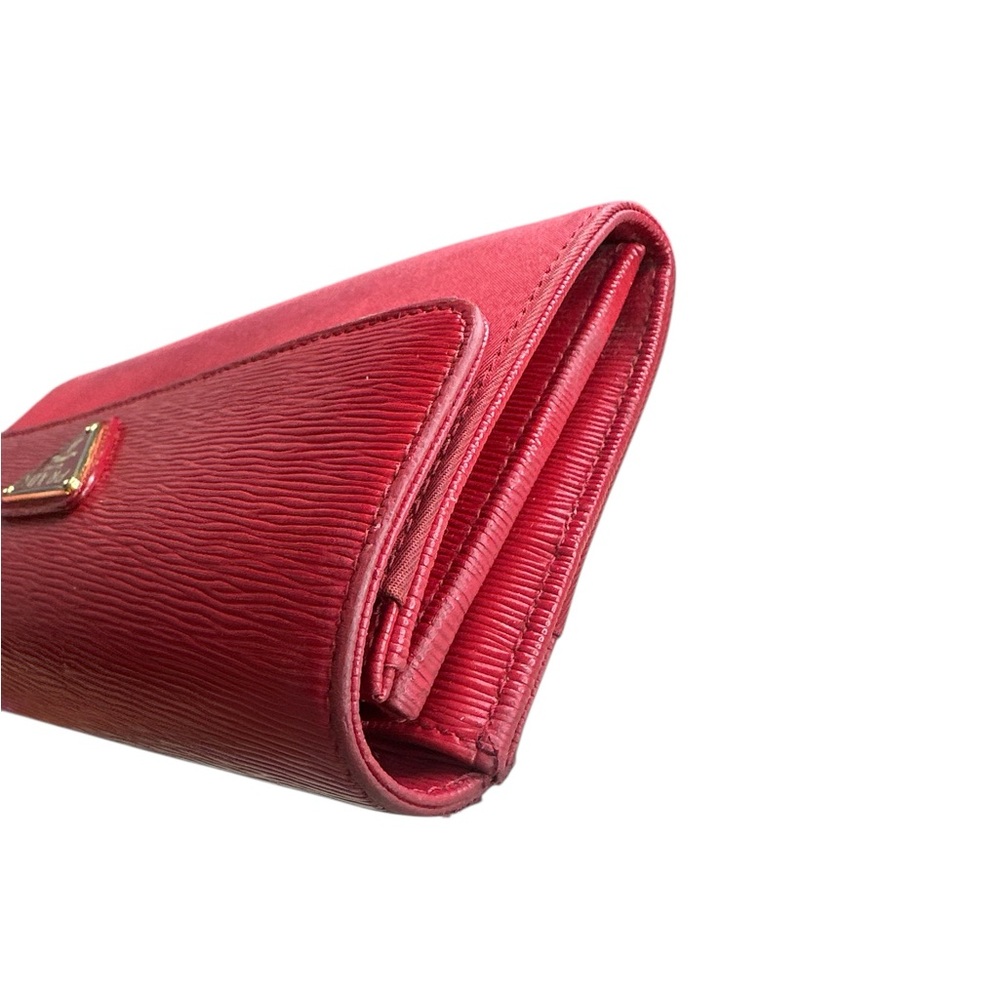 Prada Red Wallets Luxurious Designer wallet - Picture 3 of 7